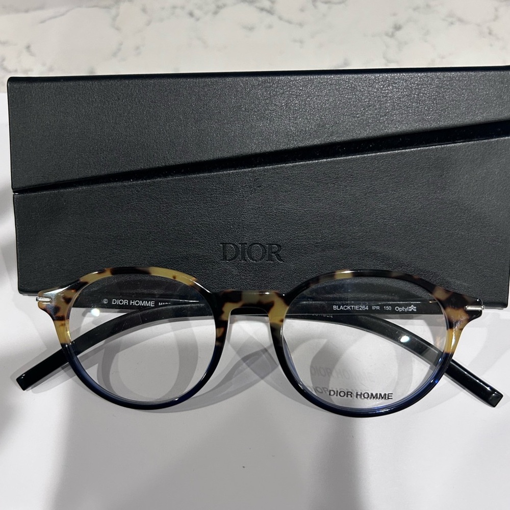Dior Tortoise Shell Eyewear (Authentic) View 6